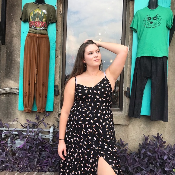 Meet your Posher, Mckenzie - Picture 5 of 8